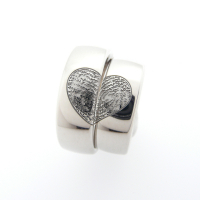 Trauringe-mit-besonderer-Aussengravur-2