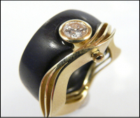 nur1_ebenholzring_brillant_beweglich